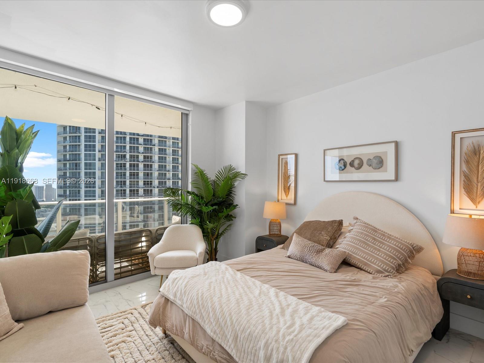 ARIA ON THE BAY CONDO - Residential