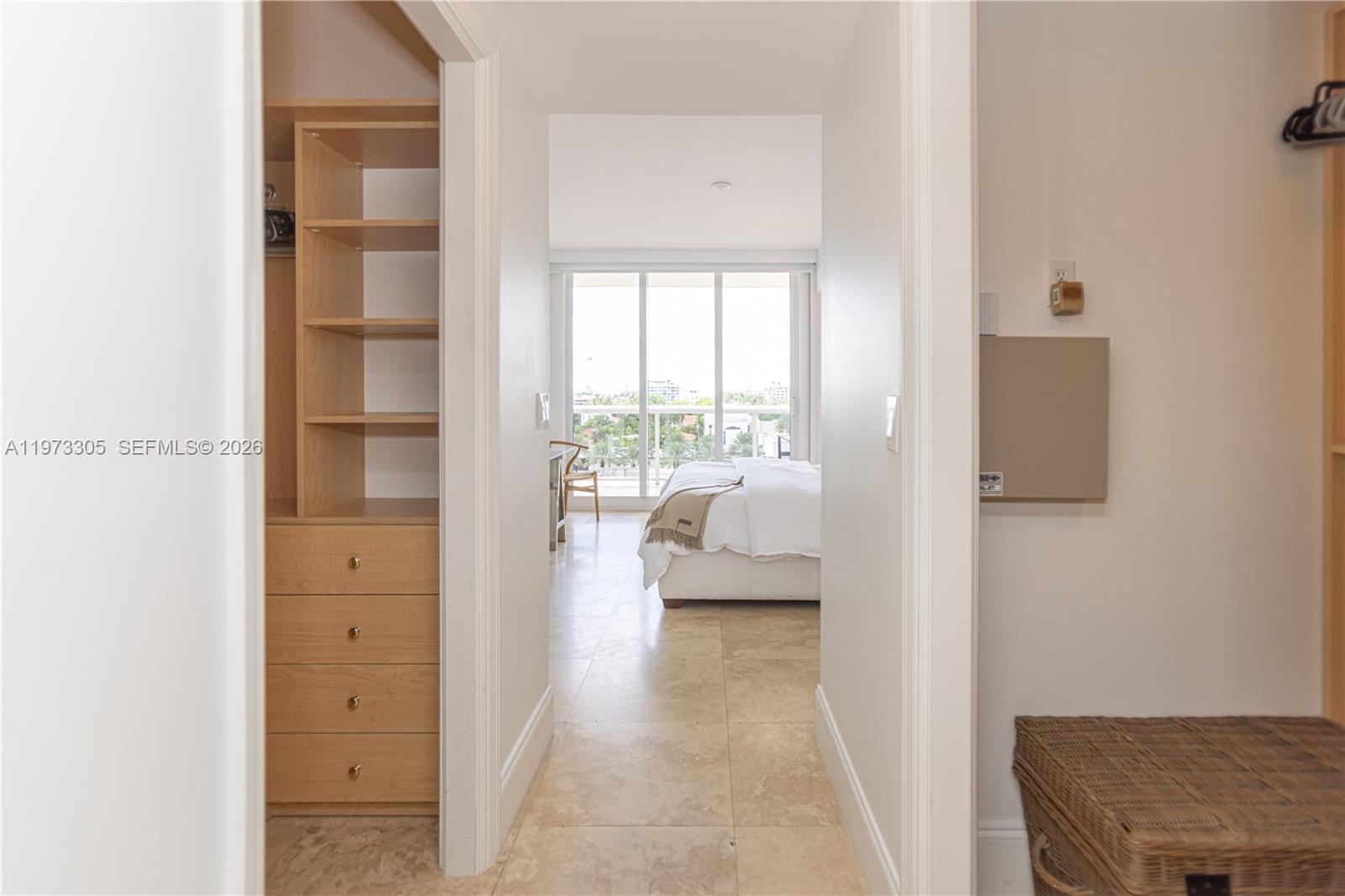 SOLIMAR CONDO - Residential