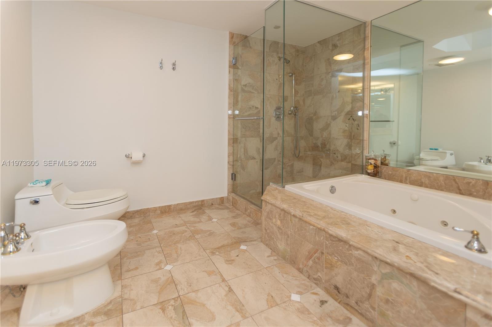 SOLIMAR CONDO - Residential