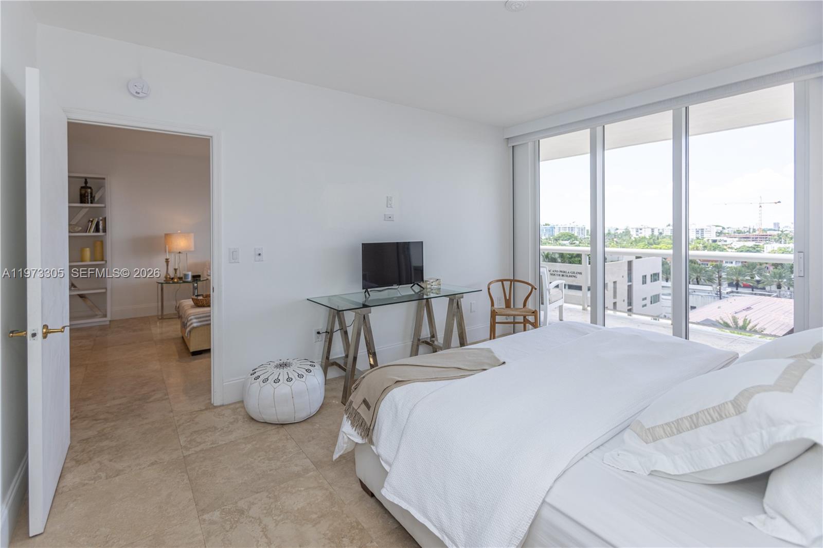 SOLIMAR CONDO - Residential