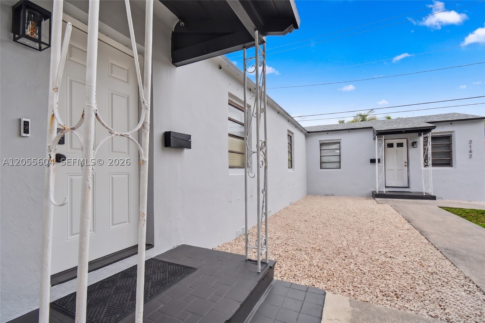 2140 Monroe Ter