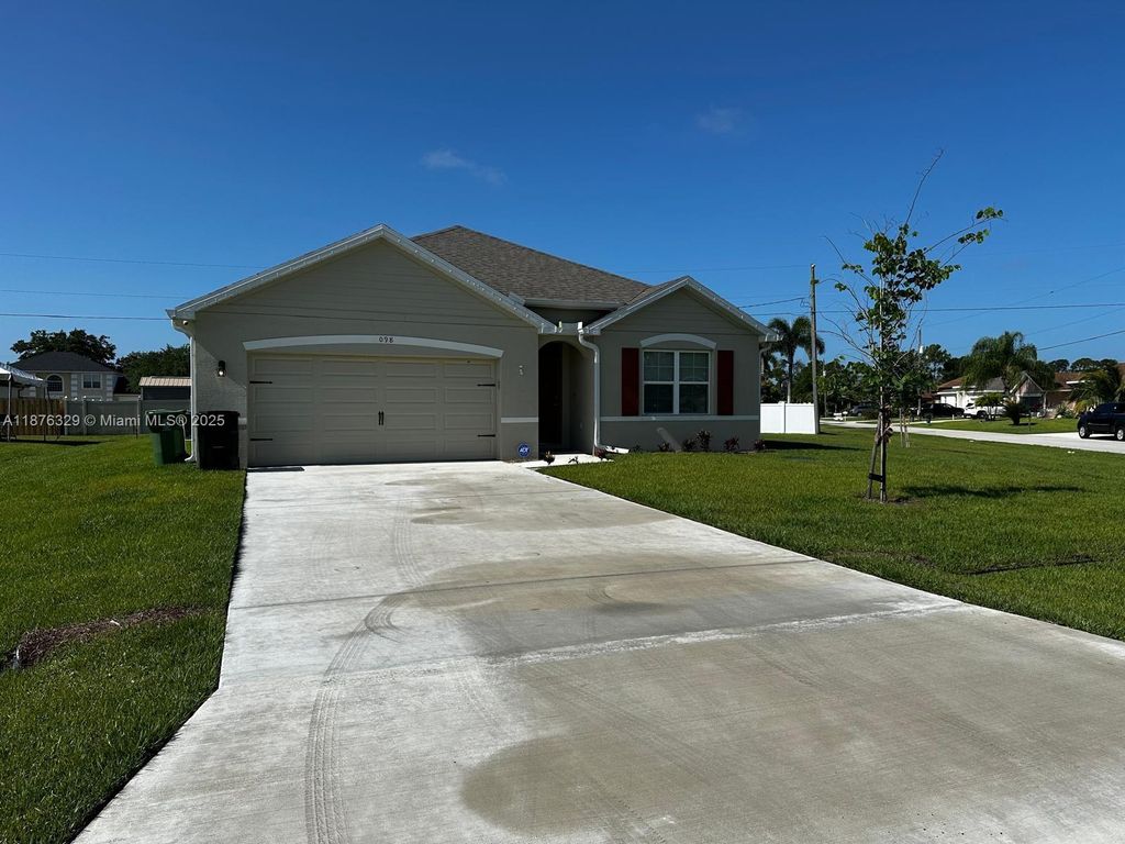 Photo of 2098 SW Altman Ave, Port St Lucie, FL 34953 (MLS # A11876329)
