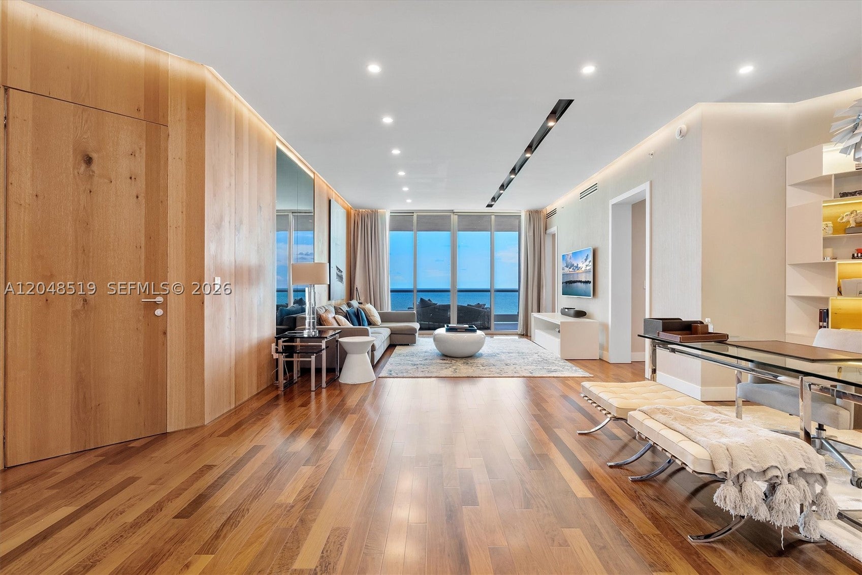 16051 Collins Ave 1102