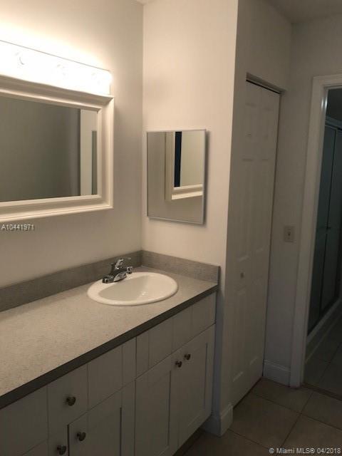 CAMBRIDGE AT CENTURY VILL - Residential