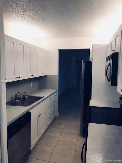 CAMBRIDGE AT CENTURY VILL - Residential