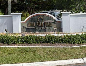 7610 Westwood Dr 122 Tamarac FL 33321