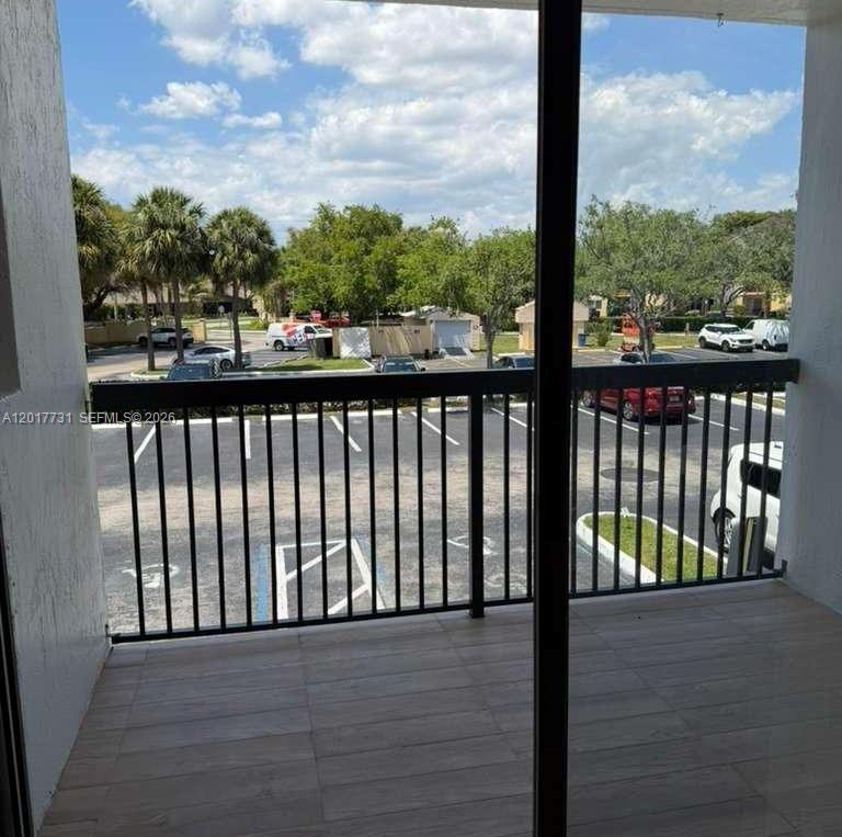 SOUTH PALM PLACE CONDO - Residential