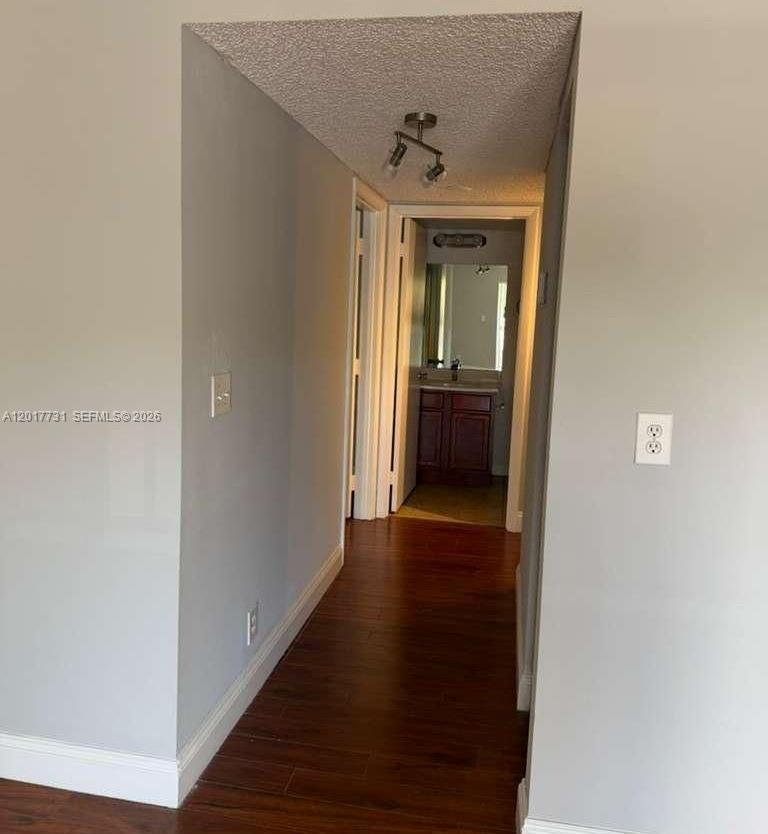 SOUTH PALM PLACE CONDO - Residential