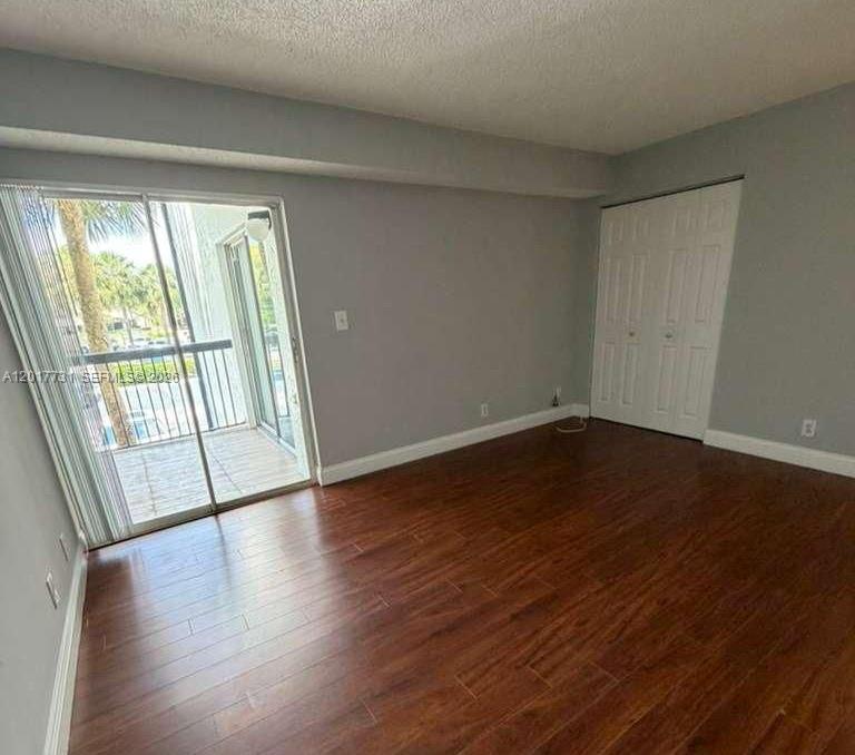 SOUTH PALM PLACE CONDO - Residential