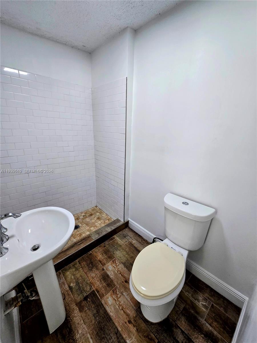 HIGH RIDGE PARK - Residential Lease