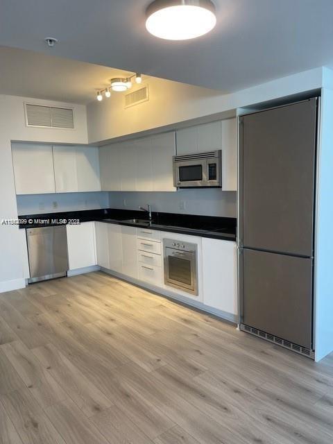 MINT CONDO - Residential Lease