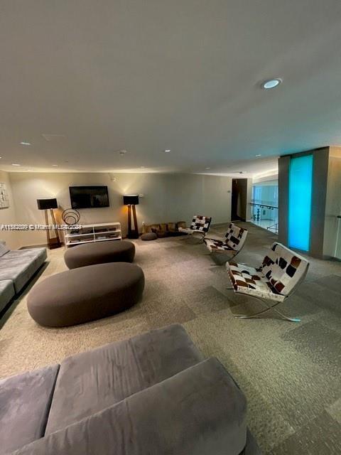 MINT CONDO - Residential Lease