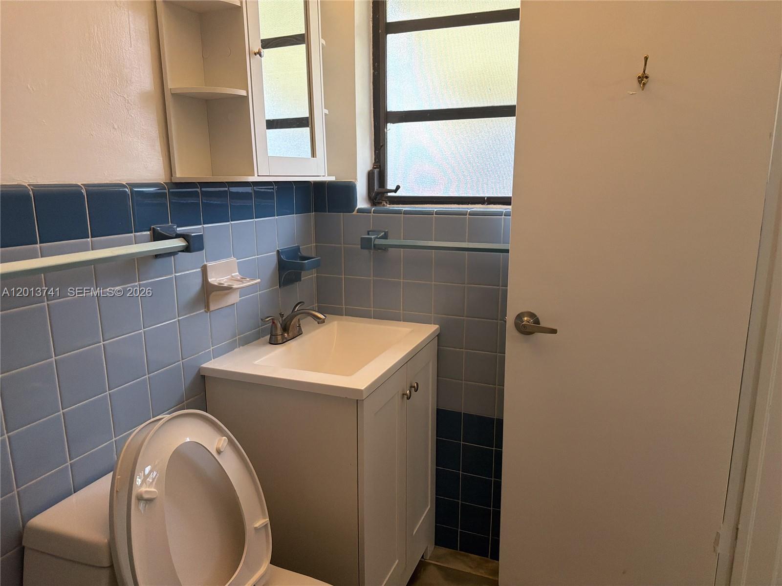 HOLLYWOOD - Residential Lease