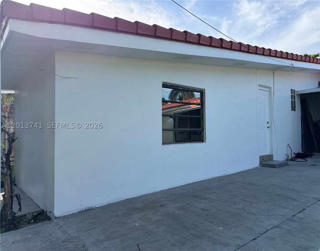Photo of Hollywood, FL 33020 (MLS # A12013741)