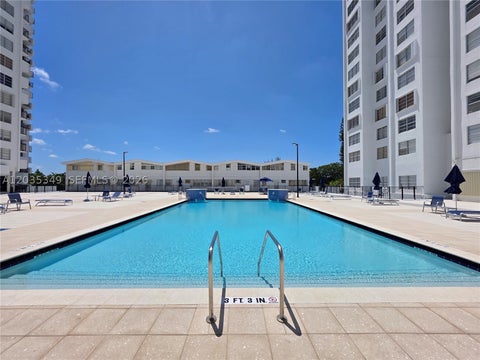 Tiny photo for 2780 NE 183rd St #1111, Aventura, FL 33160 (MLS # A12035349)