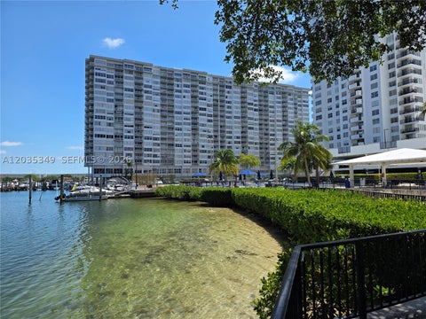 Tiny photo for 2780 NE 183rd St #1111, Aventura, FL 33160 (MLS # A12035349)