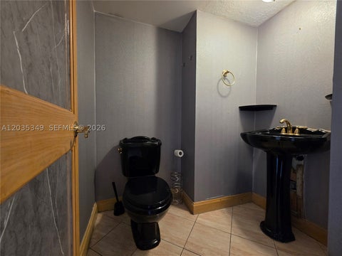 Tiny photo for 2780 NE 183rd St #1111, Aventura, FL 33160 (MLS # A12035349)