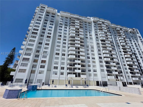 Photo of 2780 NE 183rd St #1111, Aventura, FL 33160 (MLS # A12035349)