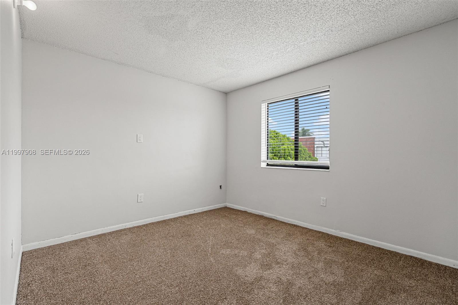 LAGUNA CONDO - Residential Lease