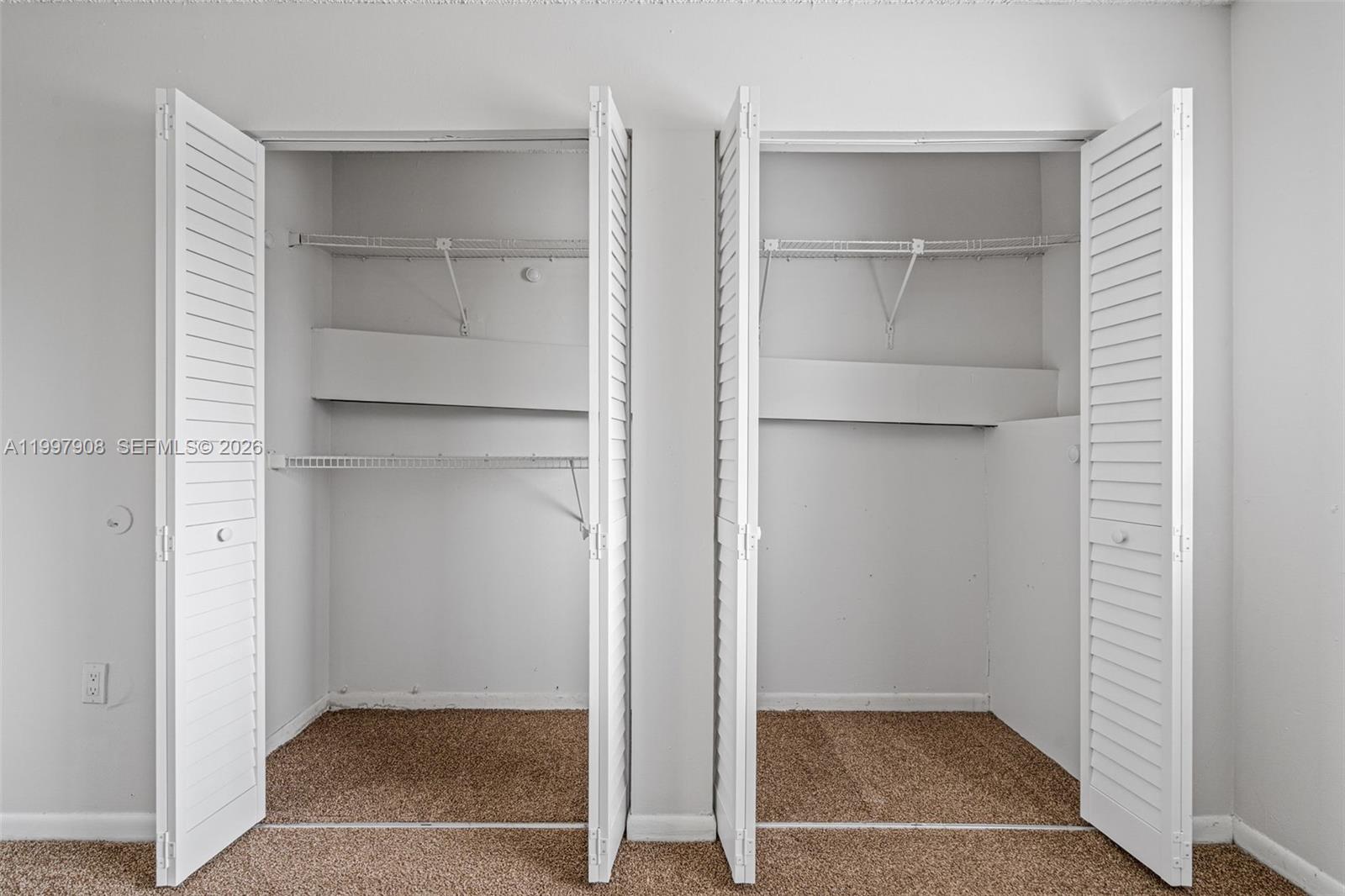 LAGUNA CONDO - Residential Lease