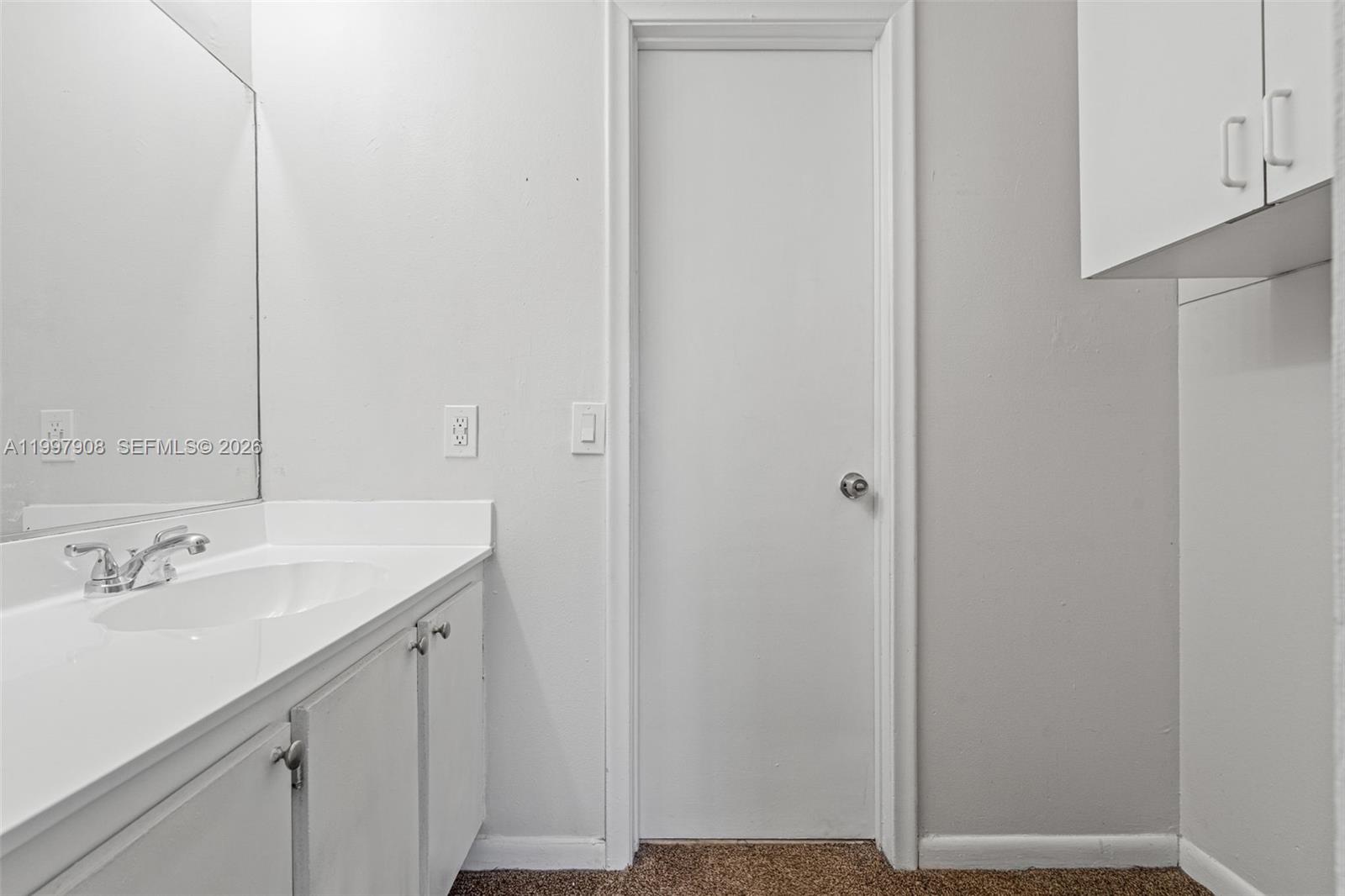 LAGUNA CONDO - Residential Lease