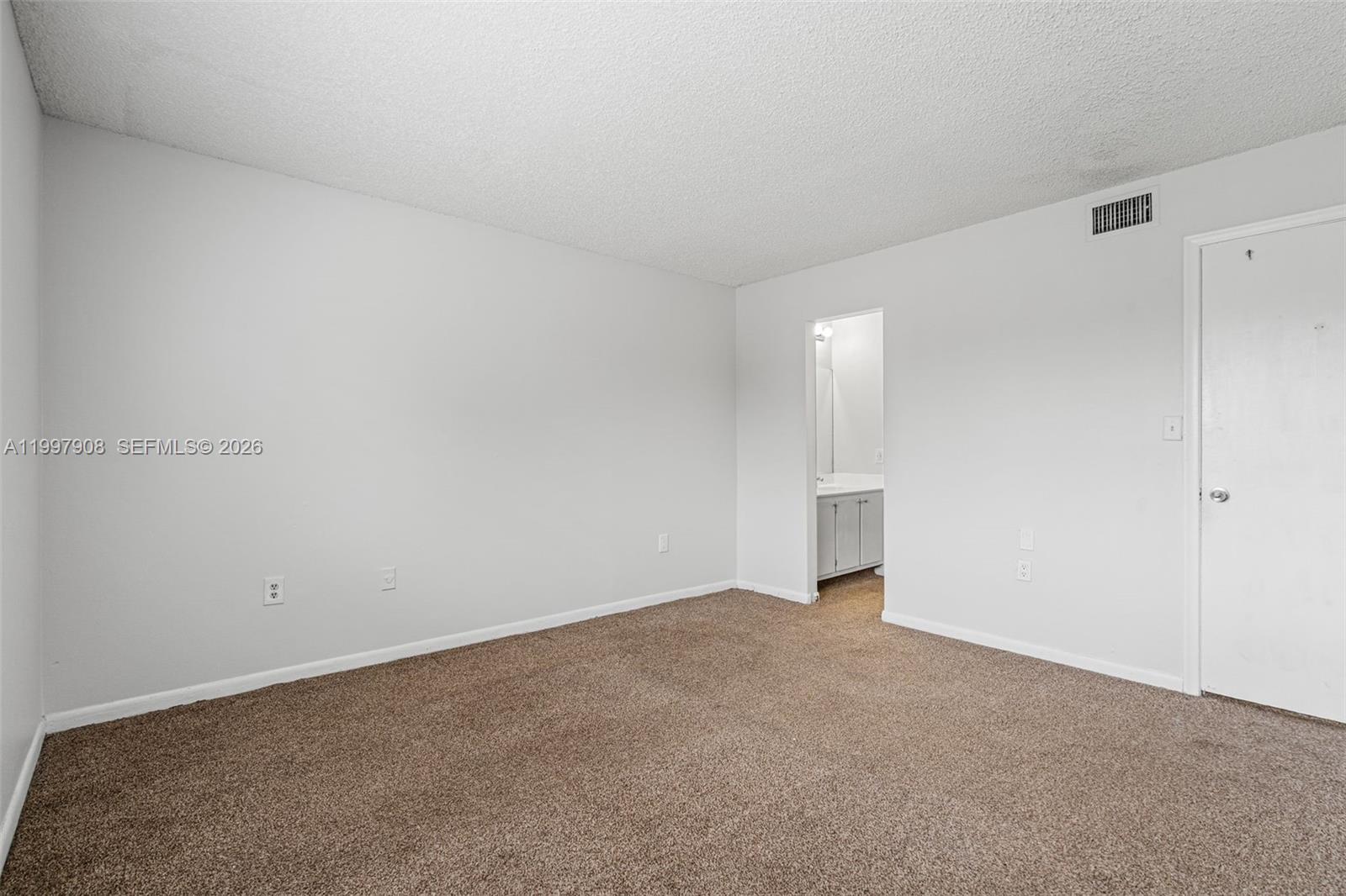 LAGUNA CONDO - Residential Lease