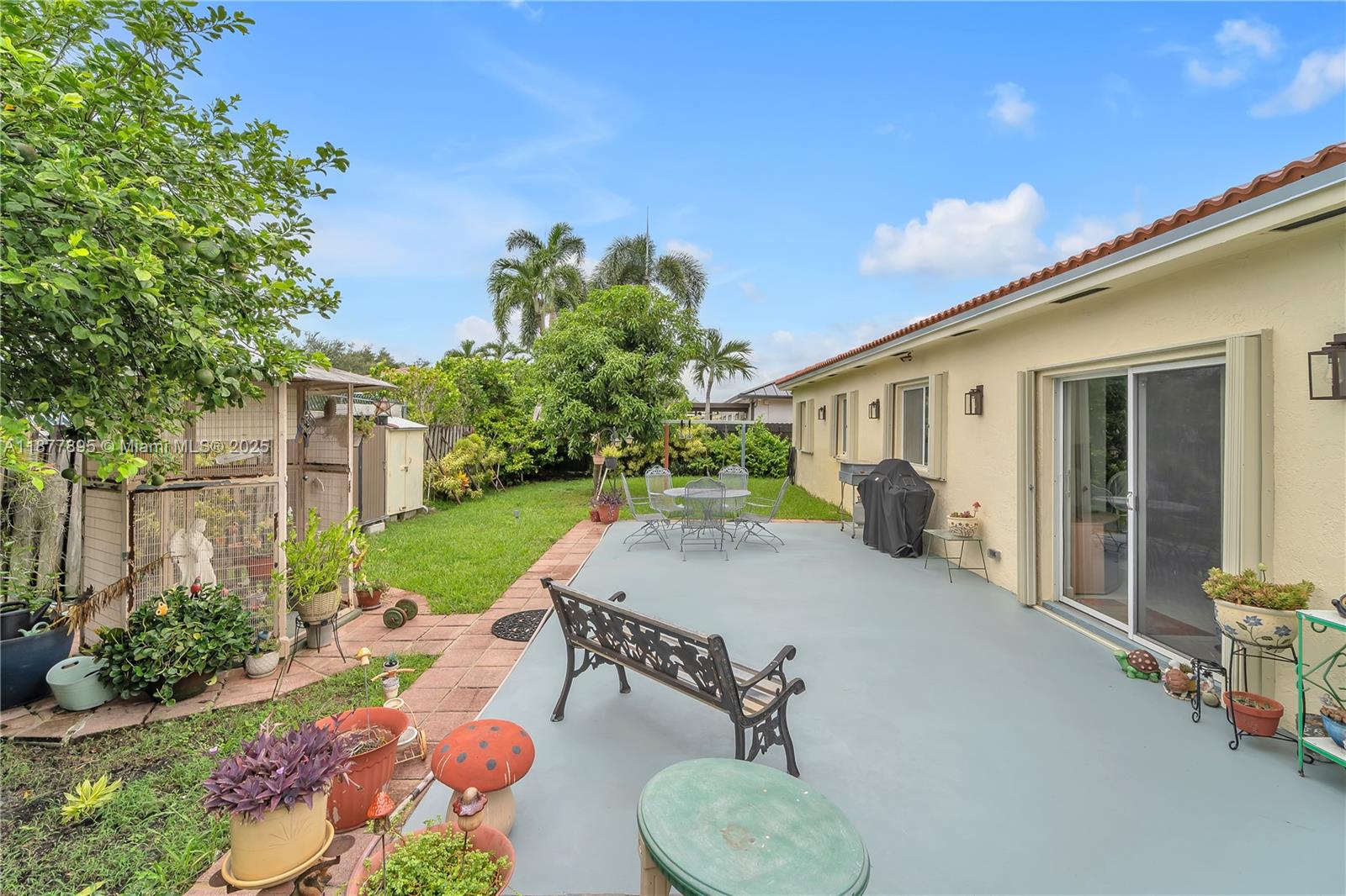 ROYAL GARDEN ESTATES - Residential