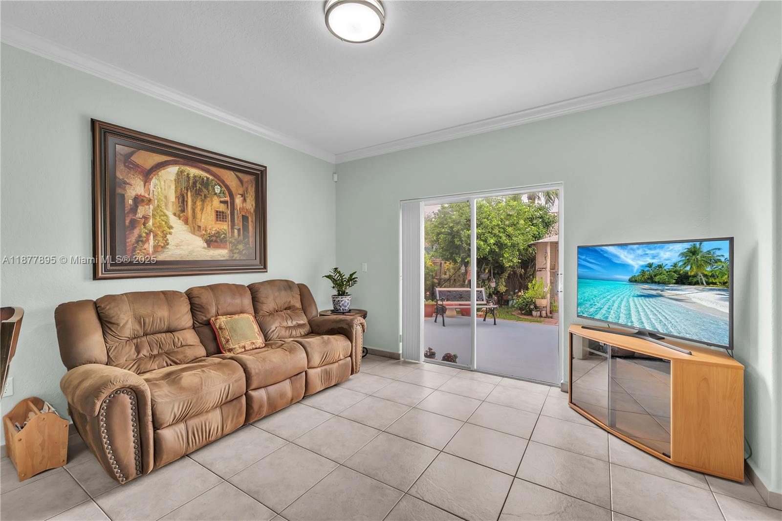 ROYAL GARDEN ESTATES - Residential