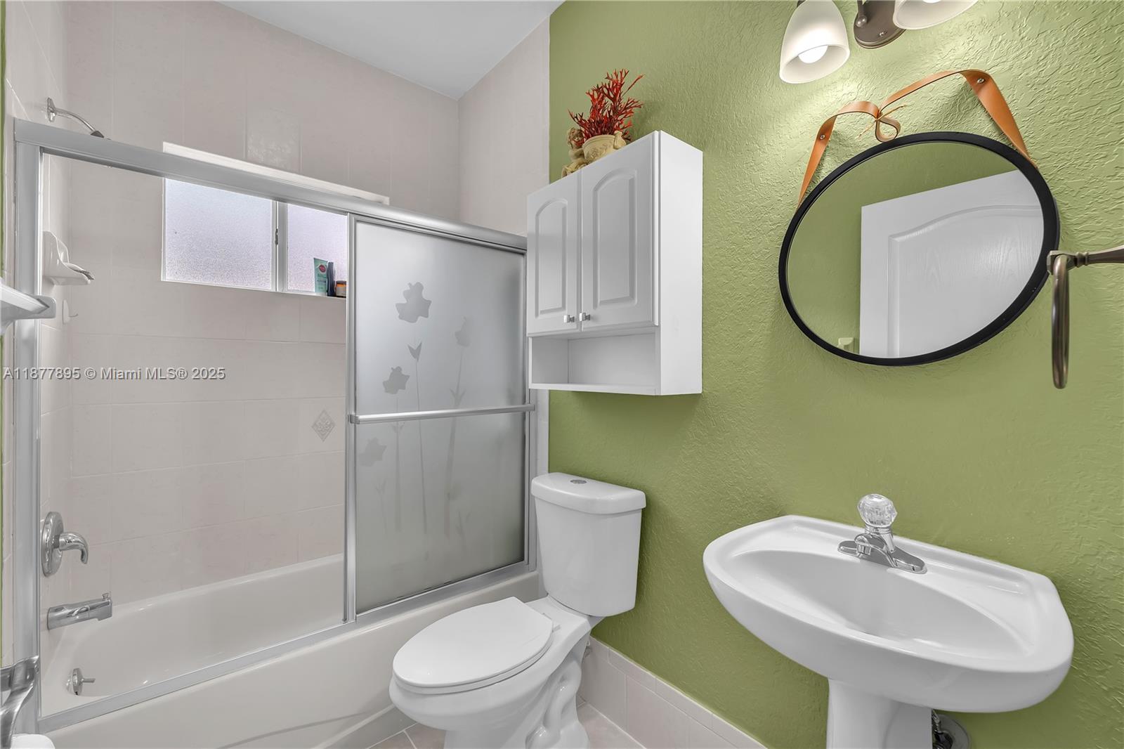 ROYAL GARDEN ESTATES - Residential