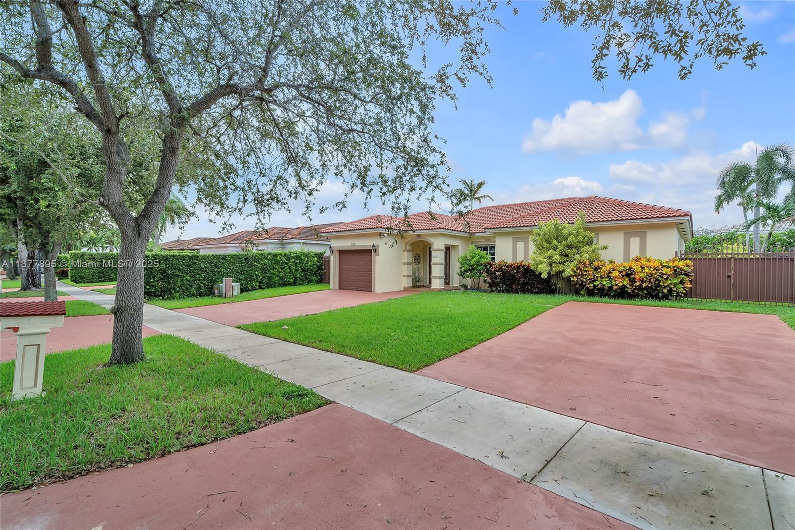 ROYAL GARDEN ESTATES - Residential