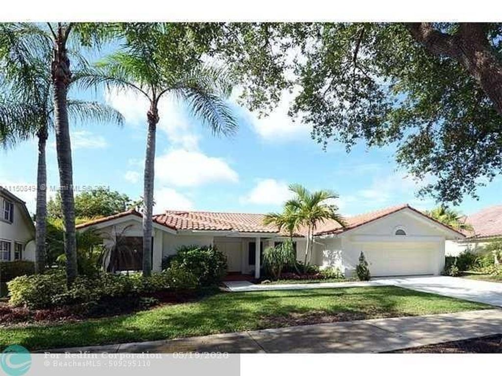 Photo of 1608 Newport Ln, Weston, FL 33326 (MLS # A11508494)