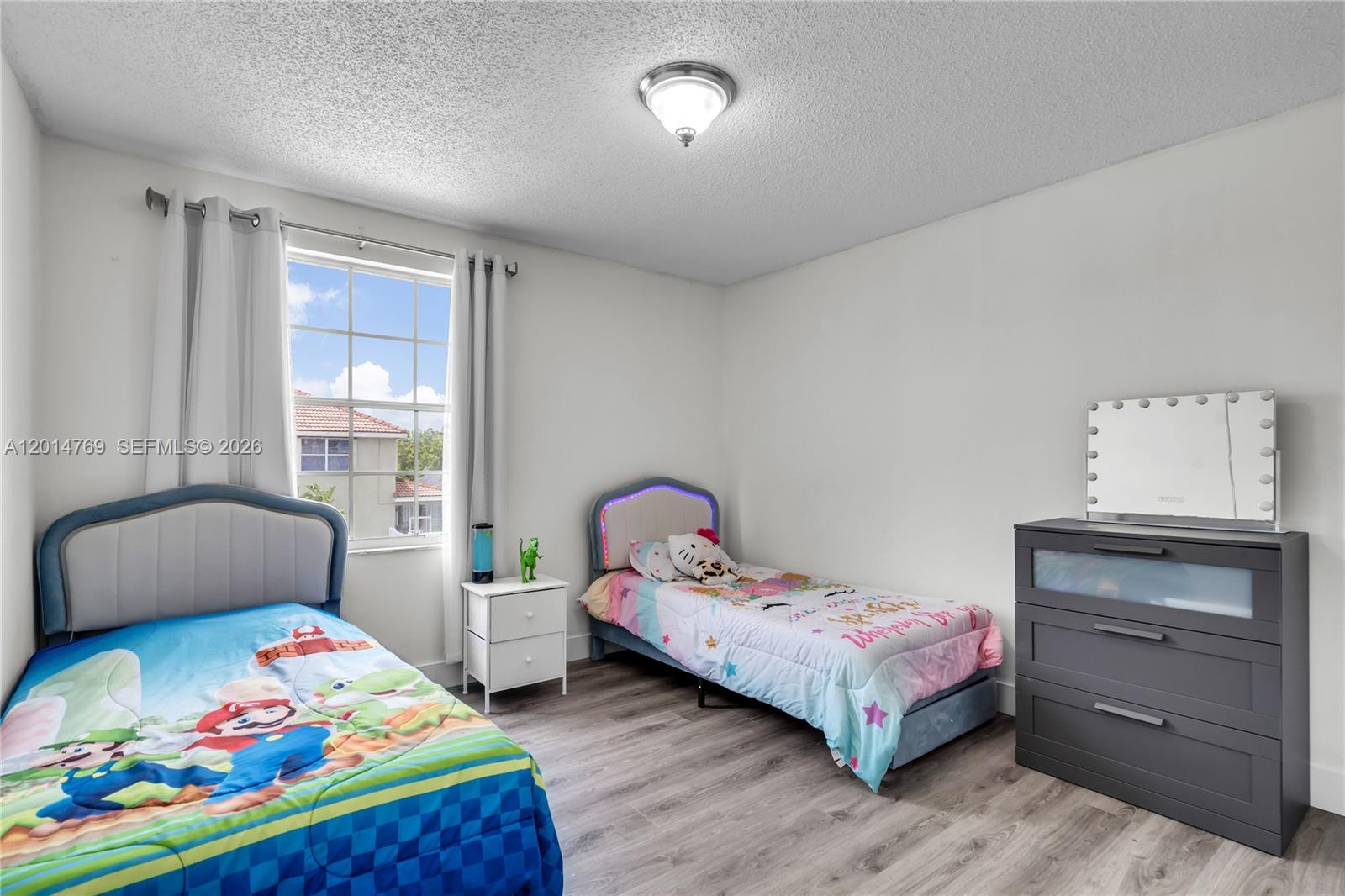 SILVER LAKES PHASE III - Residential