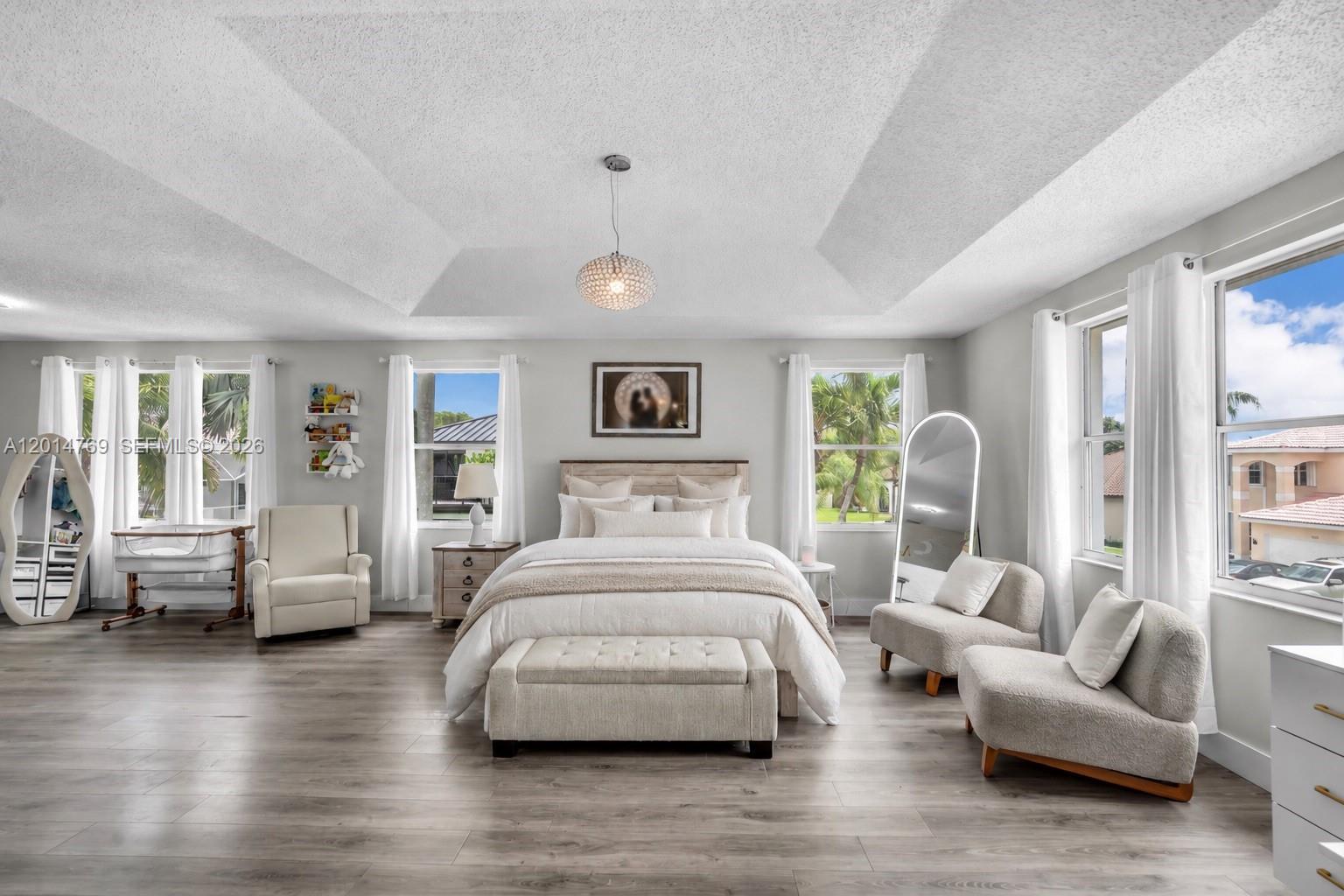 SILVER LAKES PHASE III - Residential