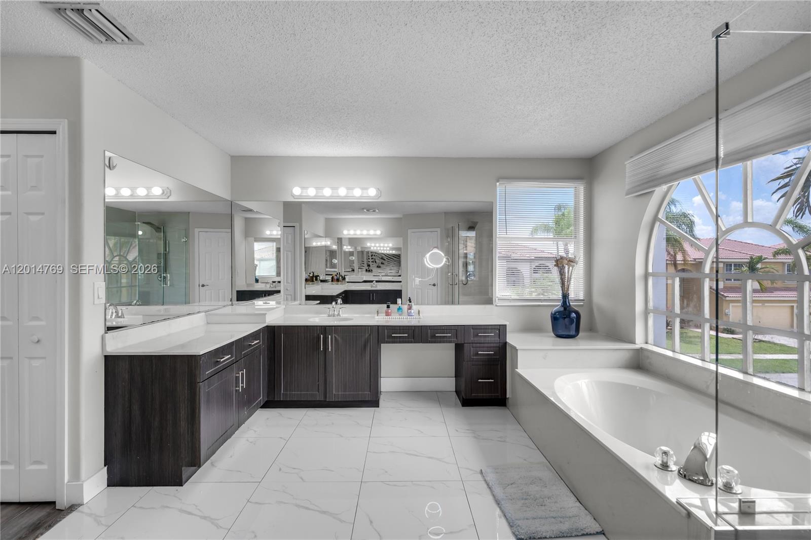 SILVER LAKES PHASE III - Residential