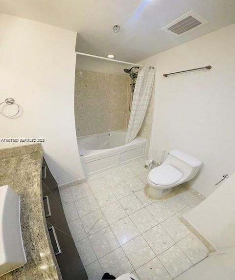 Tiny photo for 185 SW 7th St #1605, Miami, FL 33130 (MLS # A11977798)