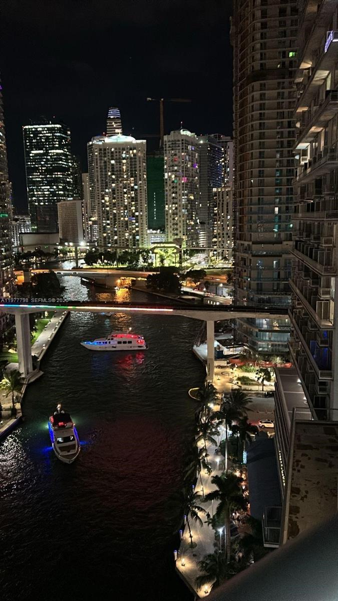 LATITUDE ON THE RIVER CON - Residential