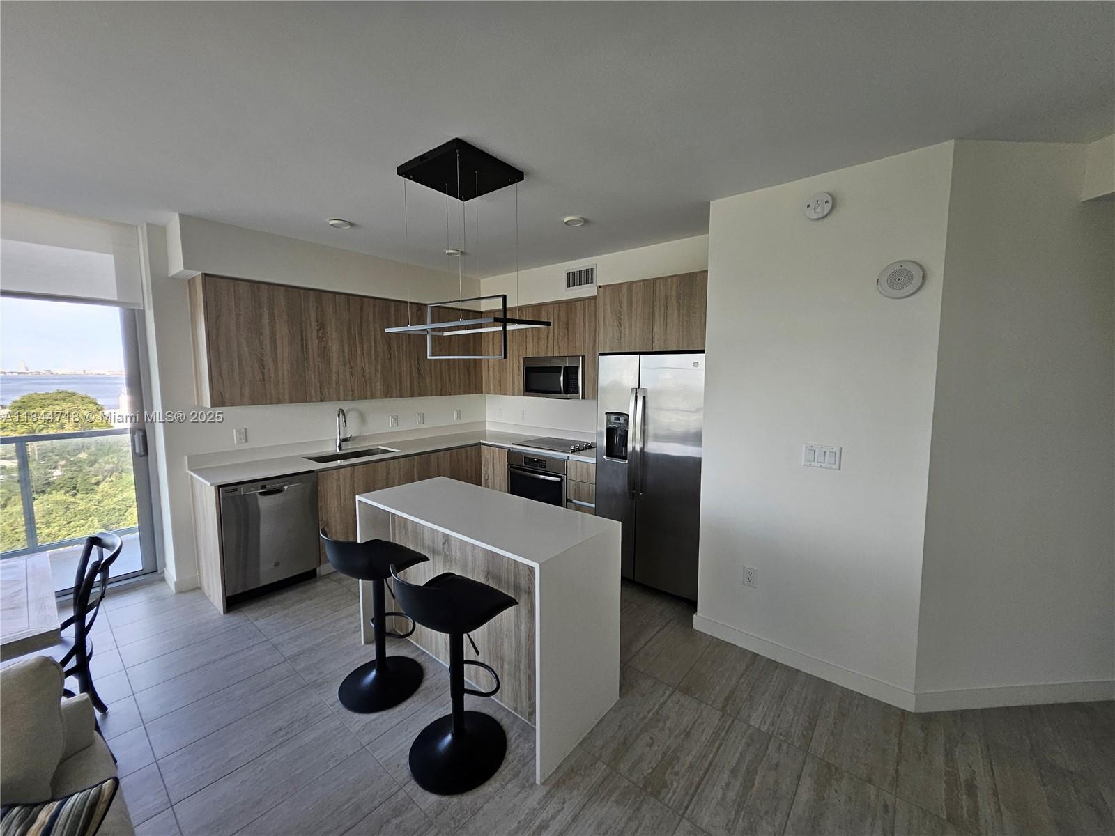 3900 Biscayne Blvd N-815