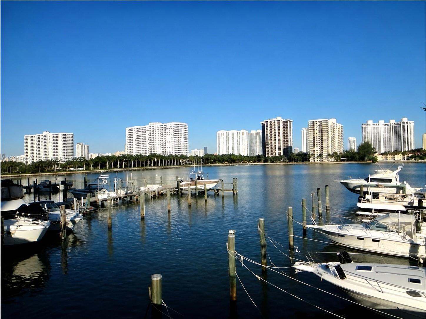 DEL PRADO MARINA - Residential