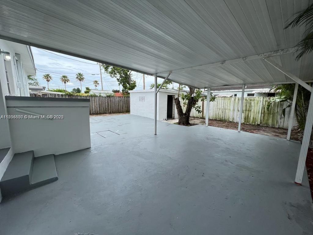 2222 NW 86th Ter