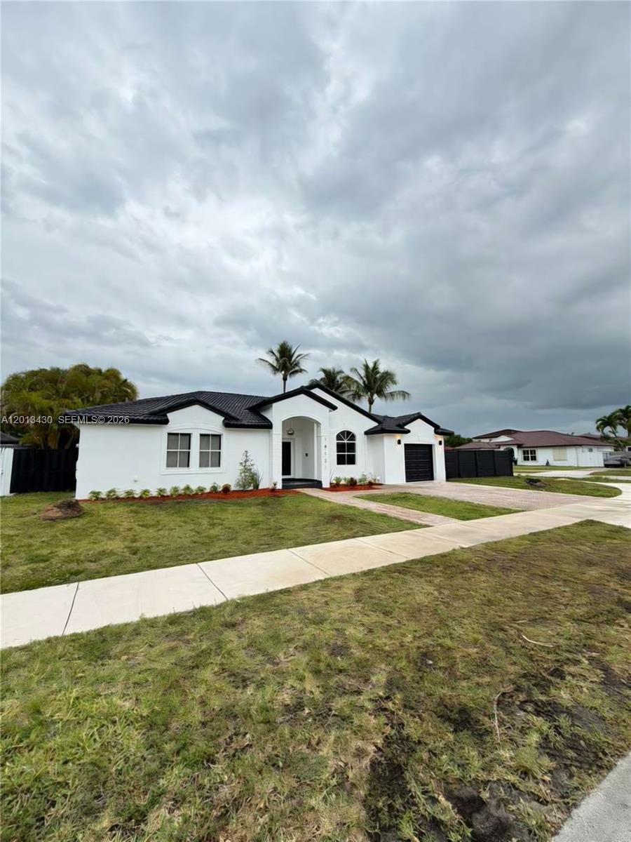 18121 SW 152nd Ct 001