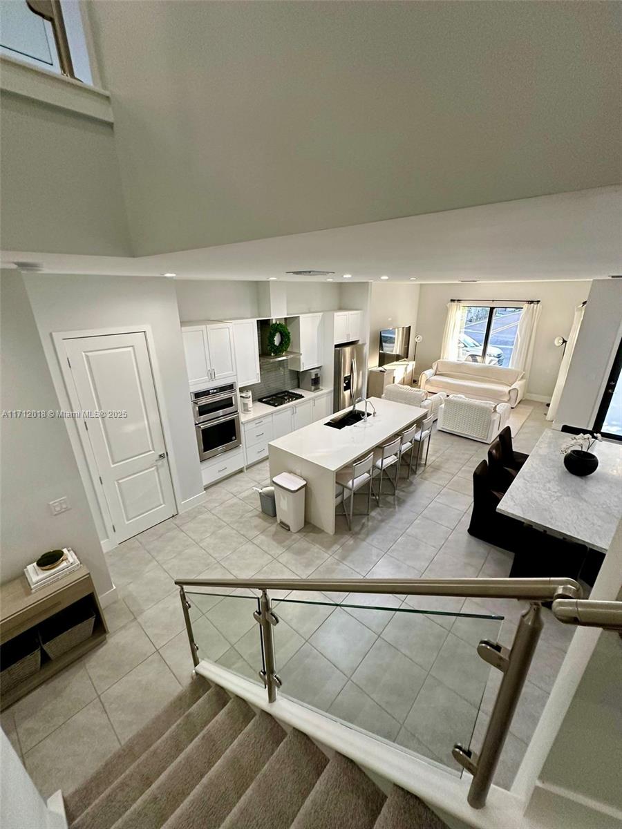 DOWNTOWN DORAL SOUTH PHAS - Residential