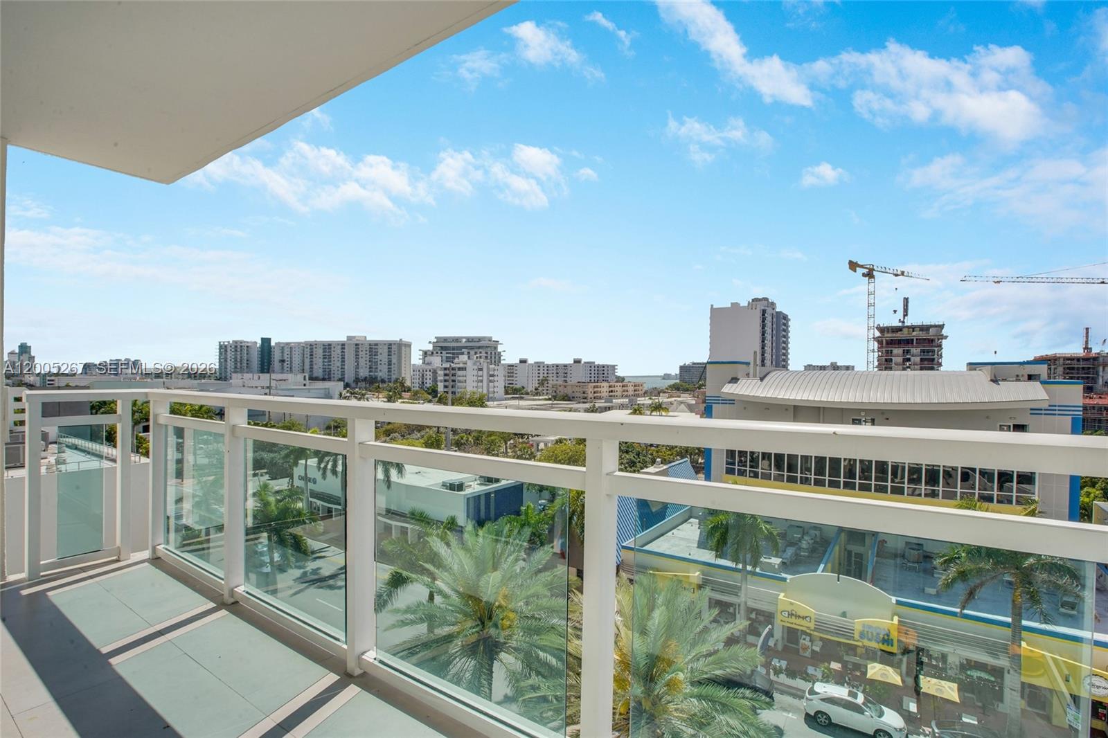 6917 Collins Ave 820