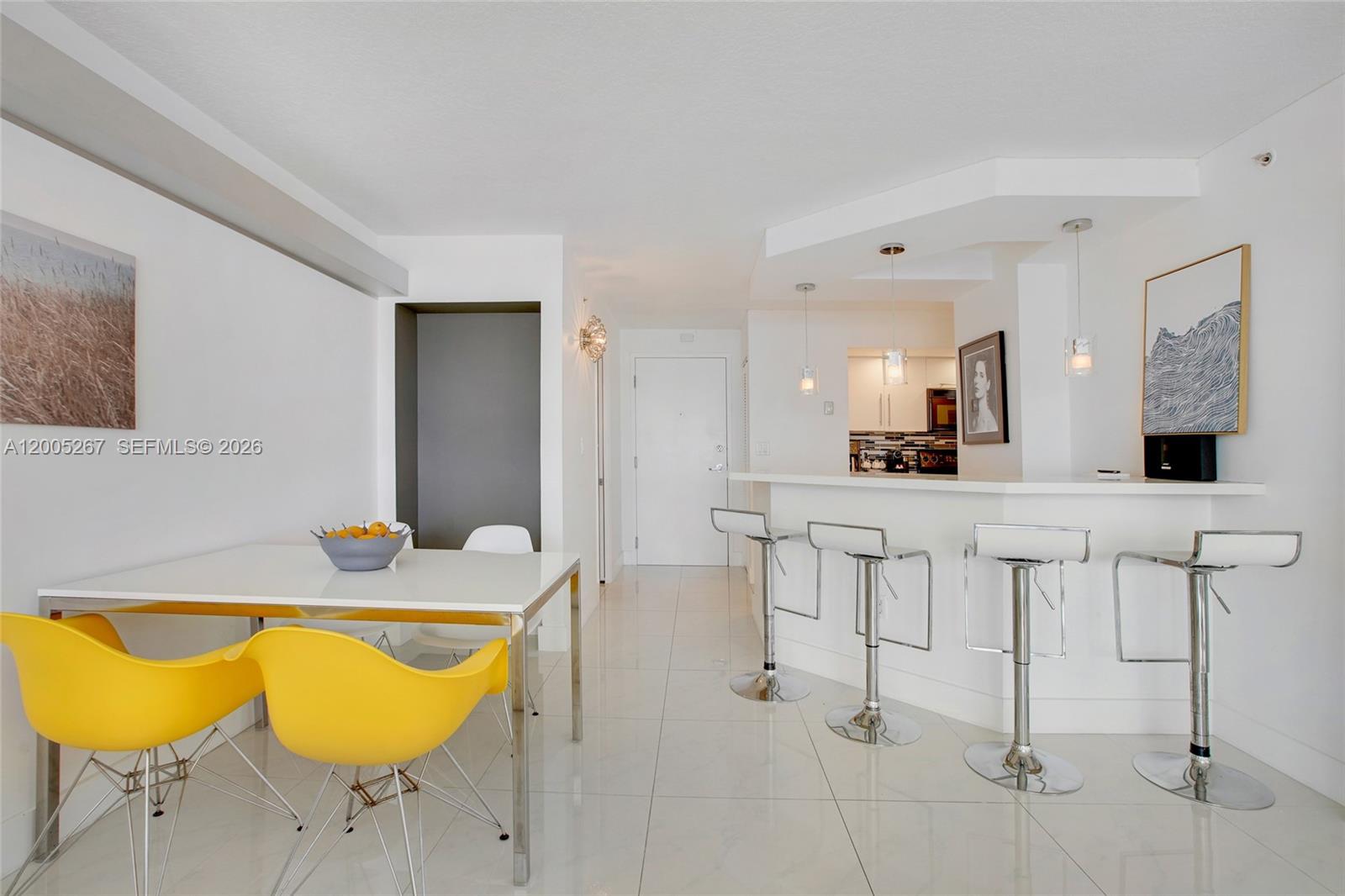 THE COLLINS CONDO - Residential Lease