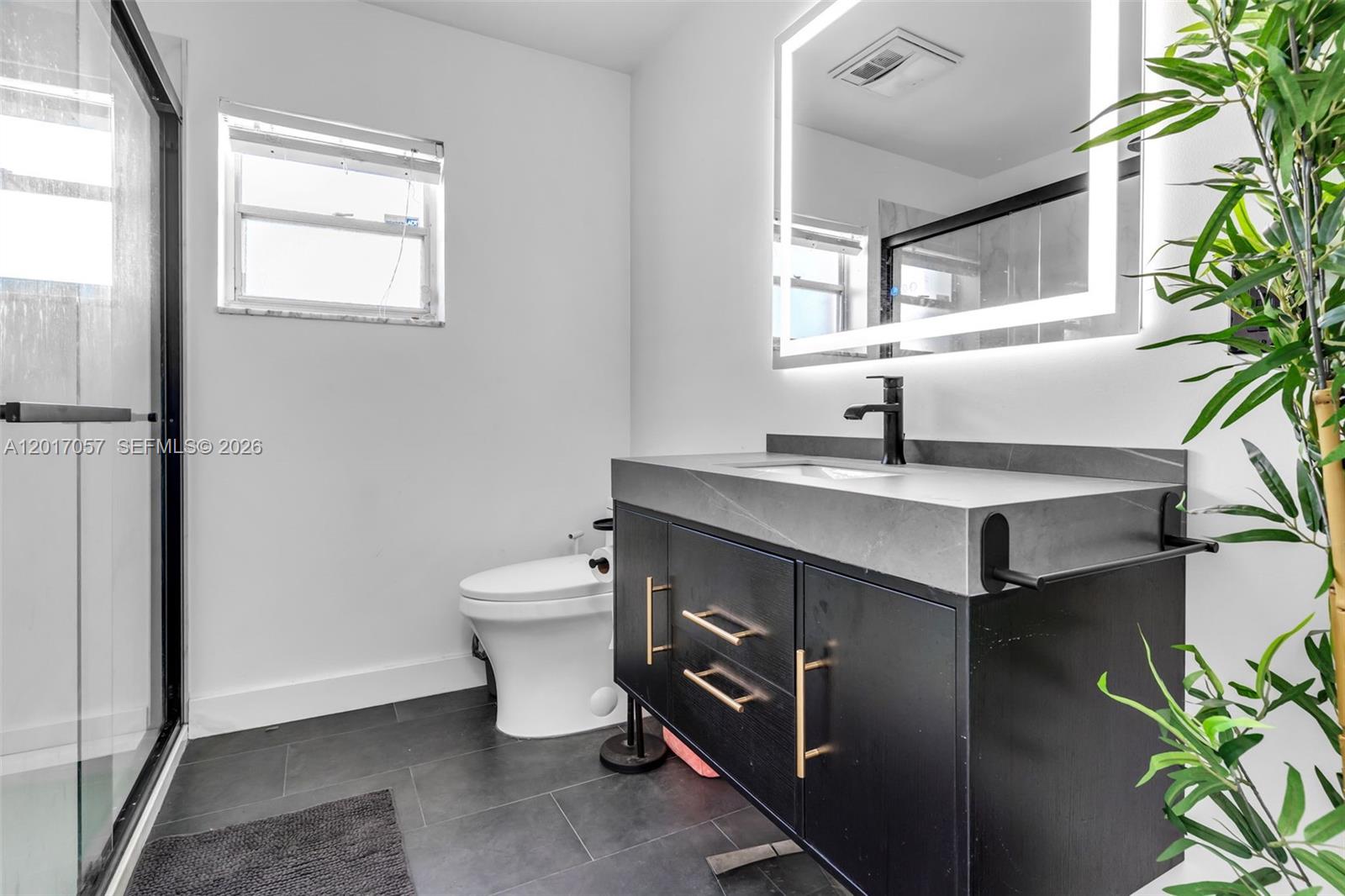 WELLEBY UNIT 1 - Residential