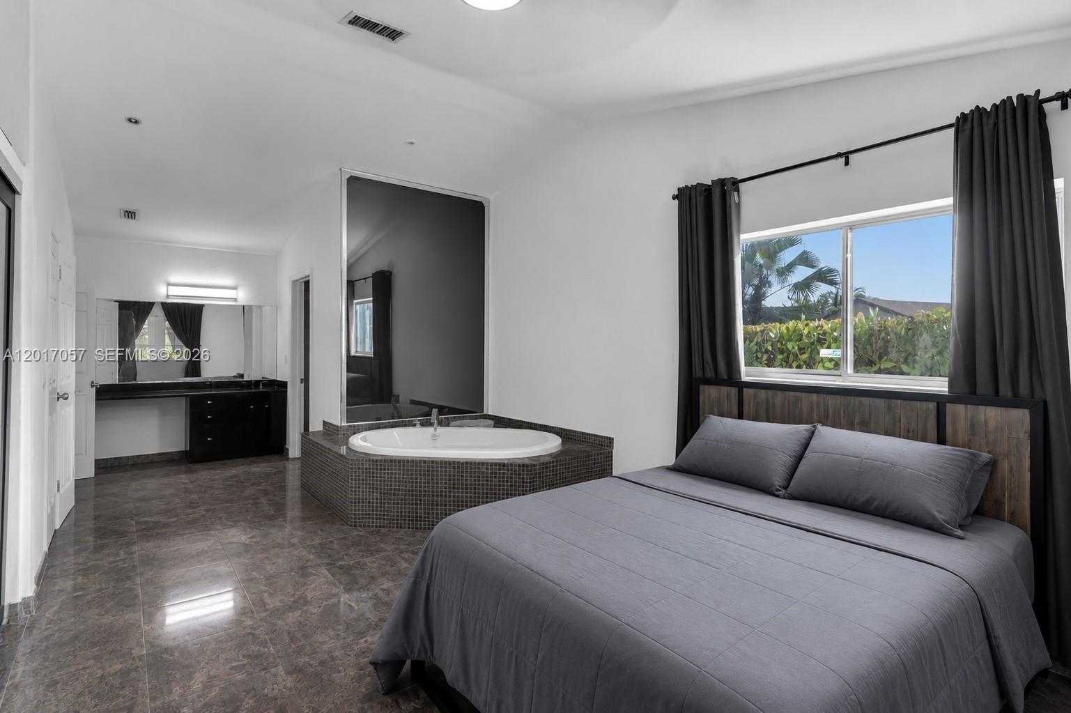 WELLEBY UNIT 1 - Residential