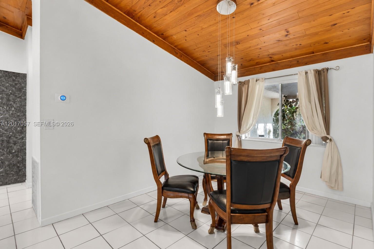 WELLEBY UNIT 1 - Residential