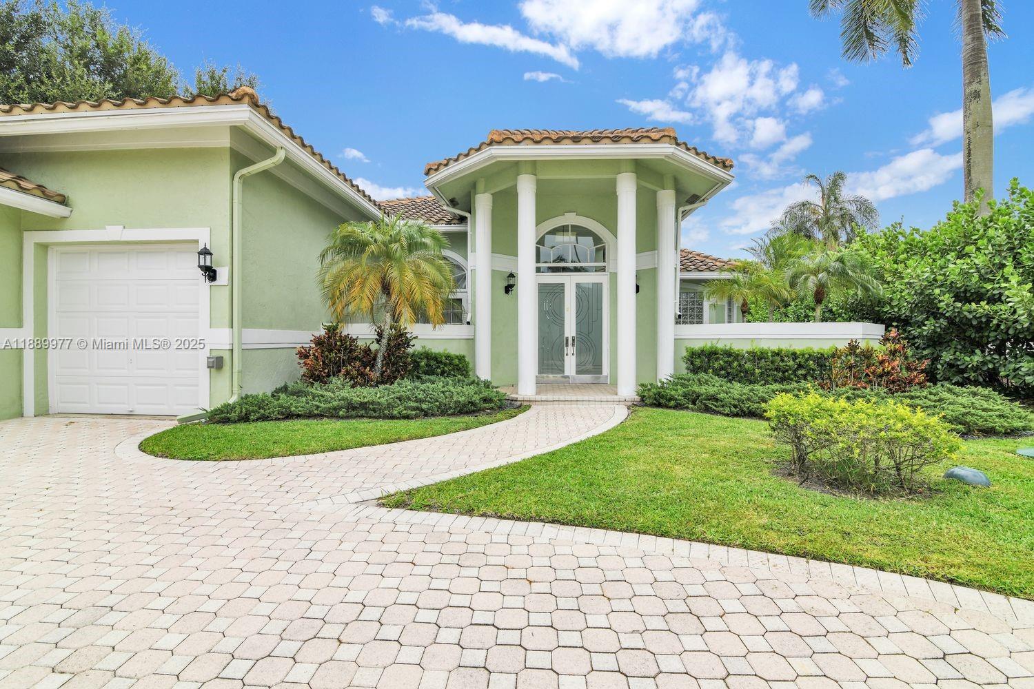 6622 Newport Lake Cir