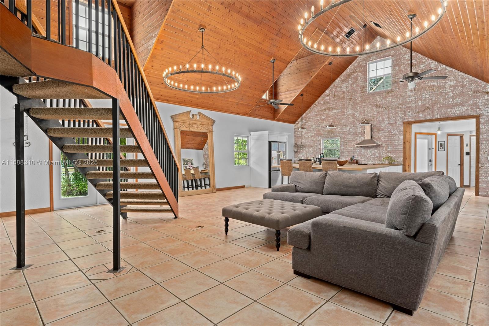 FLA FRUIT LANDS CO SUB NO - Residential