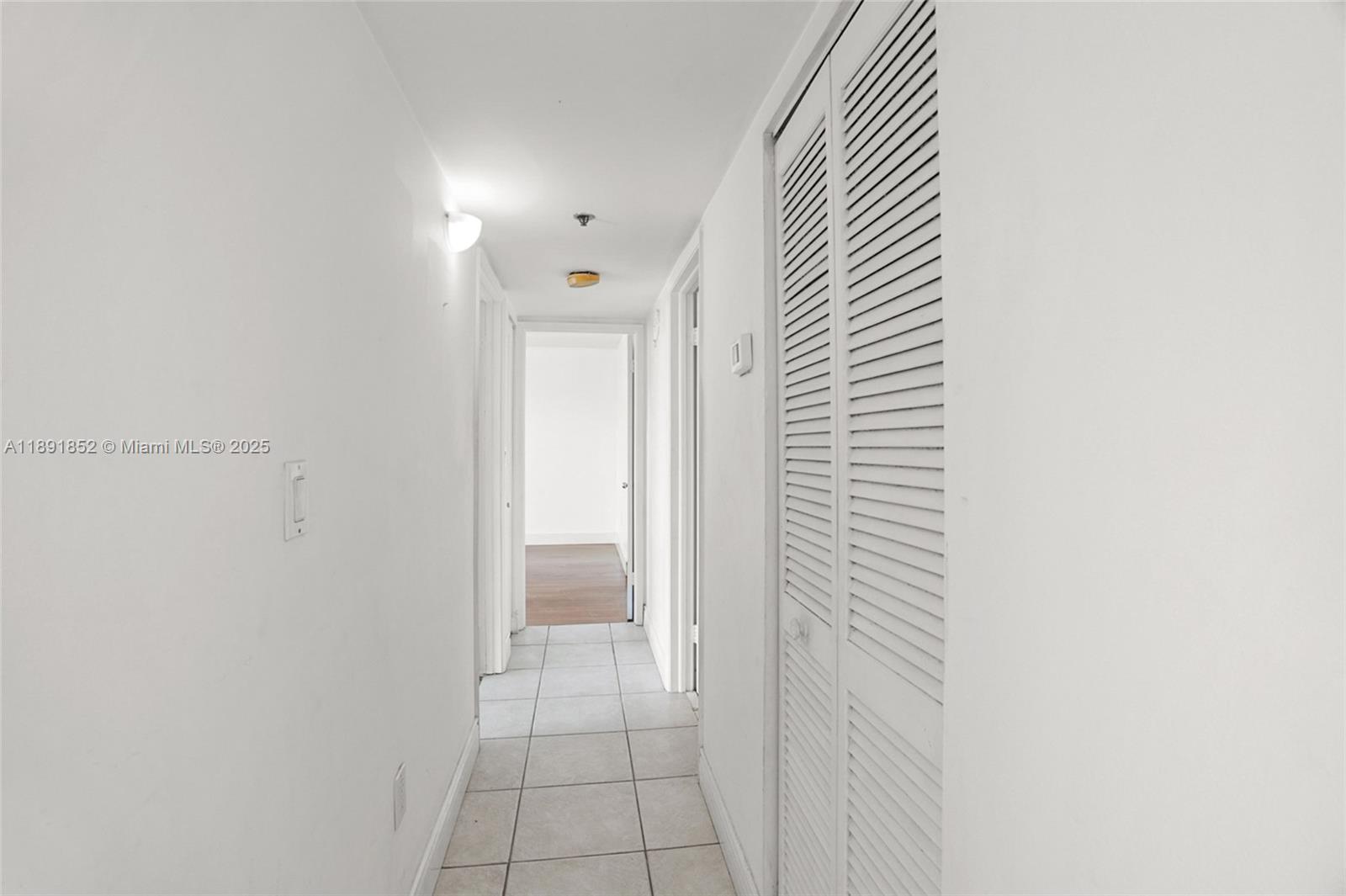 RIVER RUN CONDO PH I - Residential