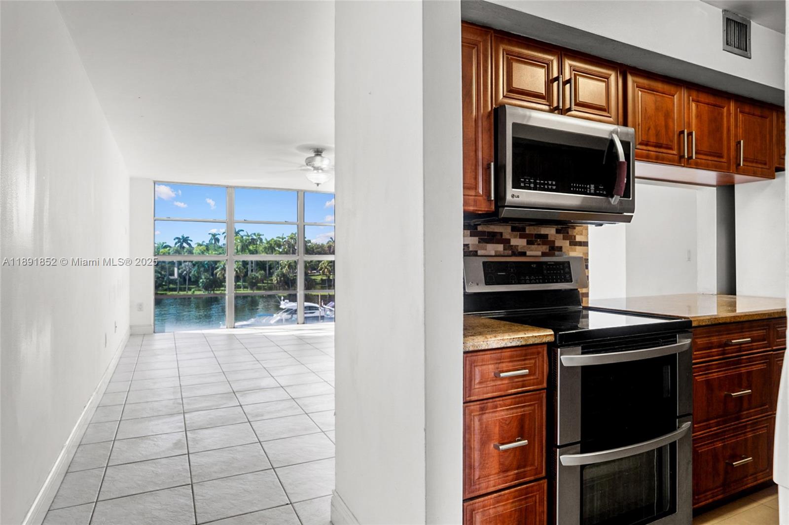 RIVER RUN CONDO PH I - Residential